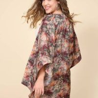 קימונו פרחוני בצבעים ירוק סגול כתמתם