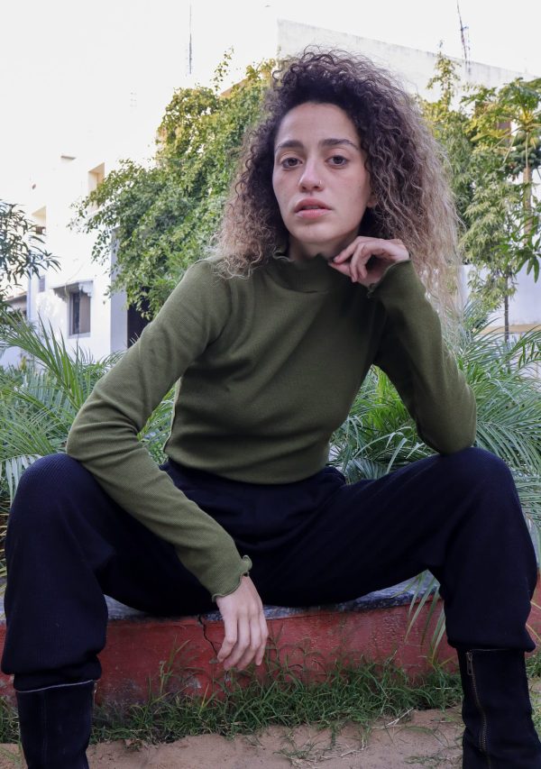 סריג קולר תלתלים - ירוק זית